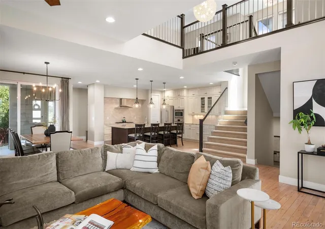 4th image of 7945 E Prairie Meadow Dr, Denver, CO 80238 | MLS# 6571005