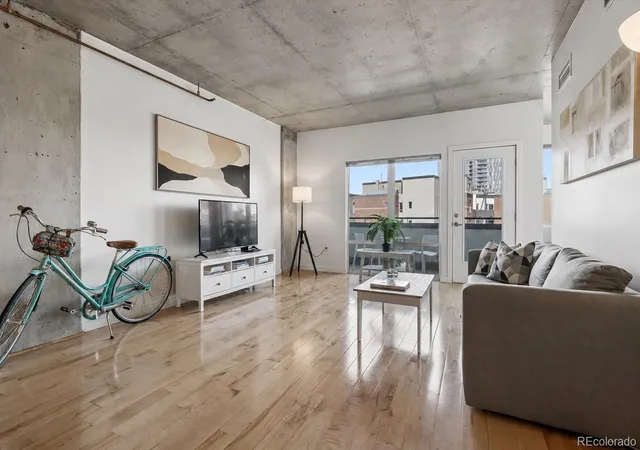 Photo 3 of Condo for sale at 1475 Delgany St #304, Denver, CO 80202 | MLS# 2170466 | Listing updated on 2026-09-01