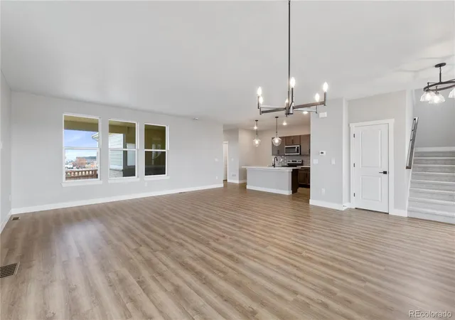 4th image of 24190 E 54Th Pl, Aurora, CO 80019 | MLS# 3551576
