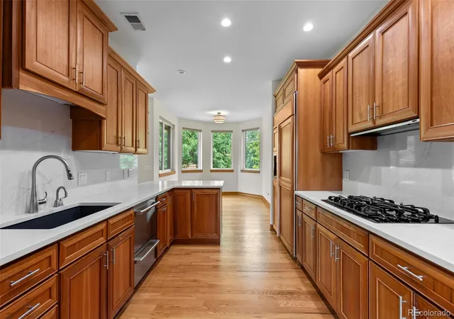 Photo 3 of Single family home for sale at 3240 Iris Ct, Wheat Ridge, CO 80033 | MLS# 1712018 | Listing updated on 2026-09-24
