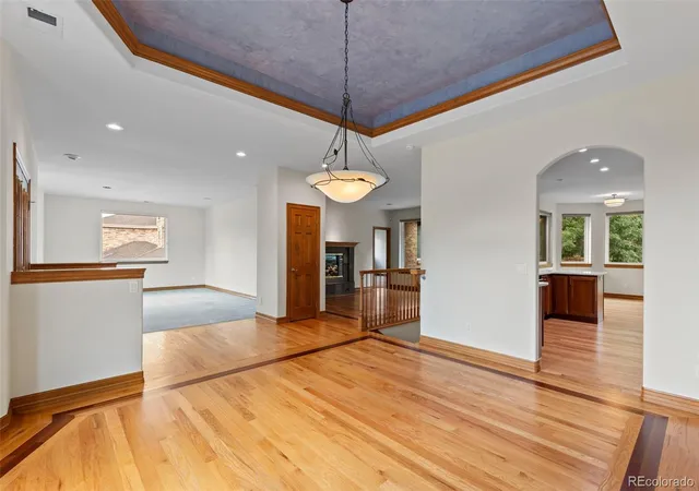 Photo 4 of Single family home for sale at 3240 Iris Ct, Wheat Ridge, CO 80033 | MLS# 1712018 | Listing updated on 2026-09-26
