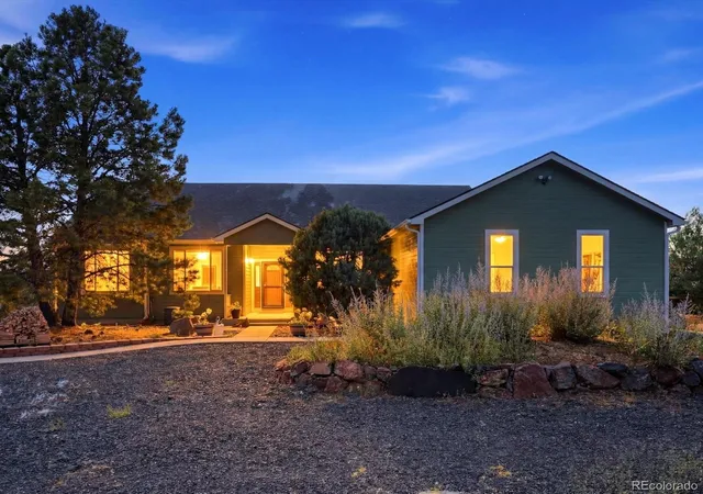 2nd image of 3694 Deer Creek Dr, Parker, CO 80138 | MLS# 1944761