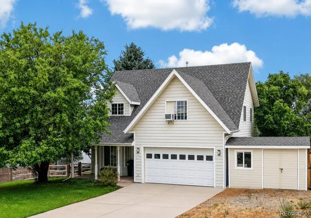 Photo 3 of Single family home for sale at 853 Antler Point Ln, Silt, CO 81652 | MLS# 3924828 | Listing updated on 2026-08-23