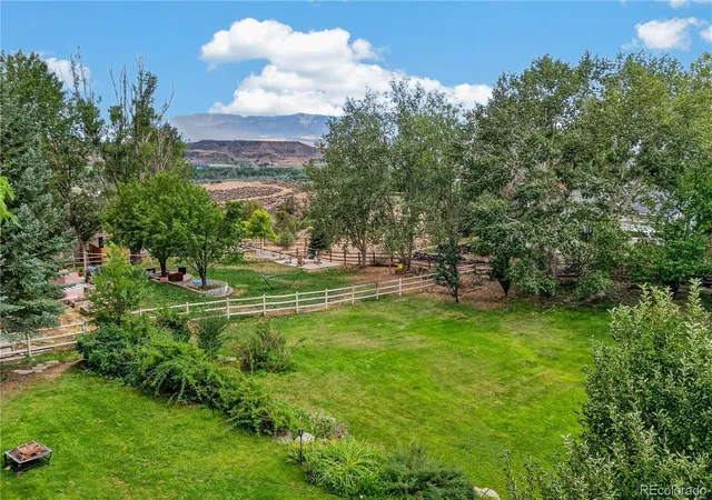 Photo 2 of Single family home for sale at 853 Antler Point Ln, Silt, CO 81652 | MLS# 3924828 | Listing updated on 2026-08-23