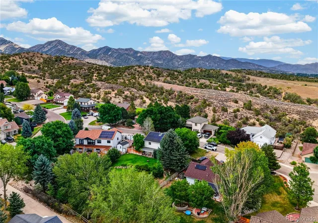Photo 3 of Single family home for sale at 853 Antler Point Ln, Silt, CO 81652 | MLS# 3924828 | Listing updated on 2026-08-23