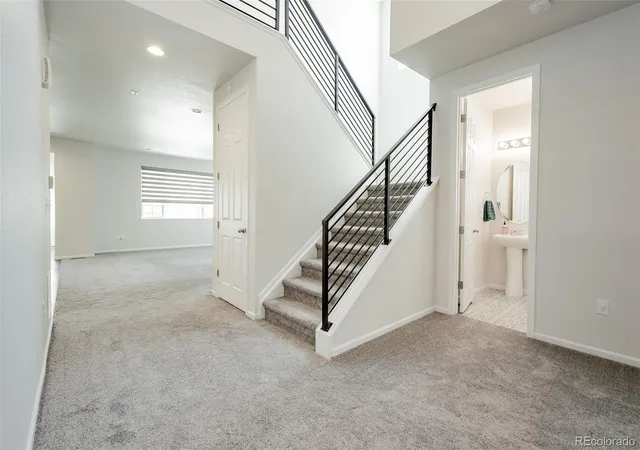 3rd image of 3950 Eaton Park St, Aurora, CO 80019 | MLS# 9053217