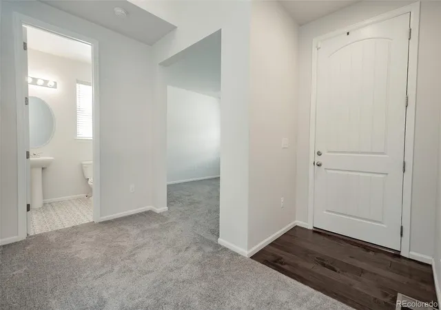 5th image of 3950 Eaton Park St, Aurora, CO 80019 | MLS# 9053217