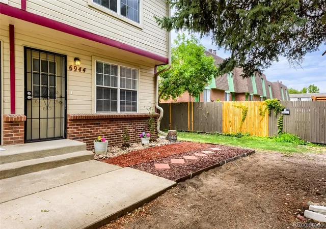 2nd image of 6944 W Mississippi Ave, Lakewood, CO 80226 | MLS# 5613694