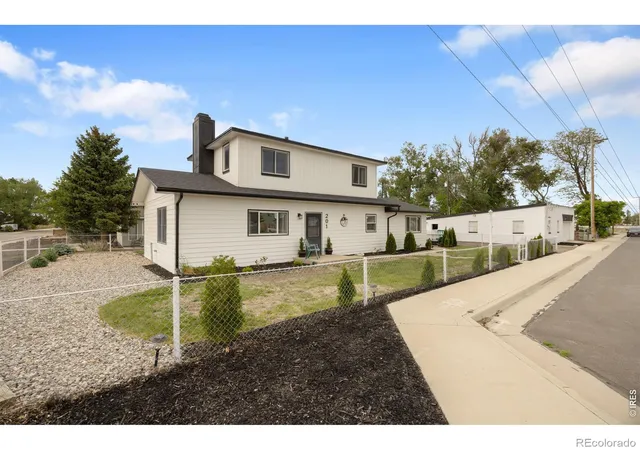 Photo 1 of Single family home for sale at 201 E 4th Avenue, Severance, CO 80546 | MLS# IR1065244 | Listing updated on 2026-08-12