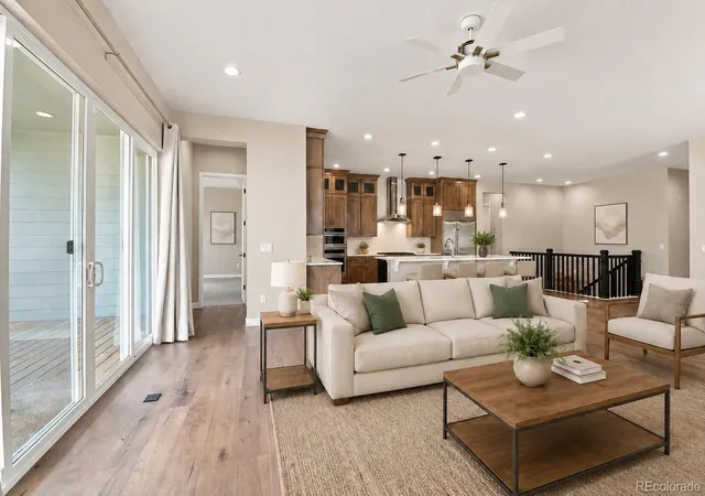 image of 6980 S Yantley Ct, Aurora, CO 80016 | MLS# 2173904