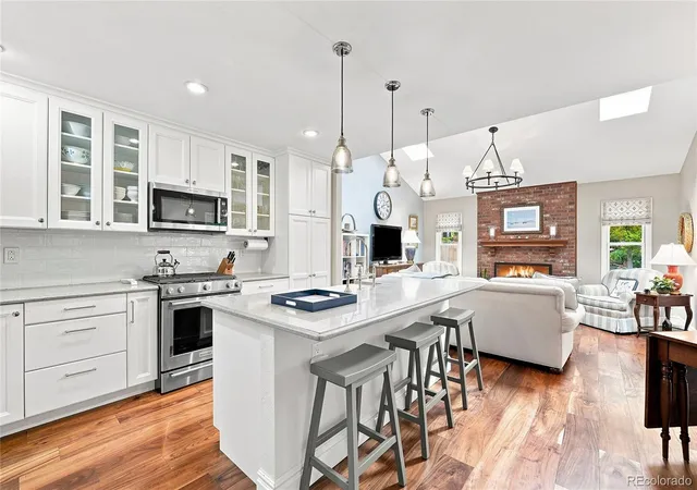 image of 7569 S Ivanhoe Wy, Centennial, CO 80112 | MLS# 9399799