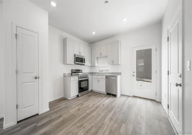 3rd image of 4061 Zebrawood Ln, Johnstown, CO 80534 | MLS# 2727270