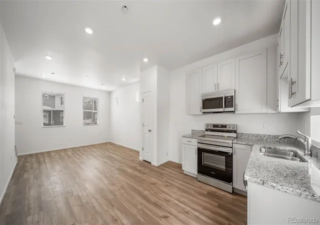 4th image of 4061 Zebrawood Ln, Johnstown, CO 80534 | MLS# 2727270
