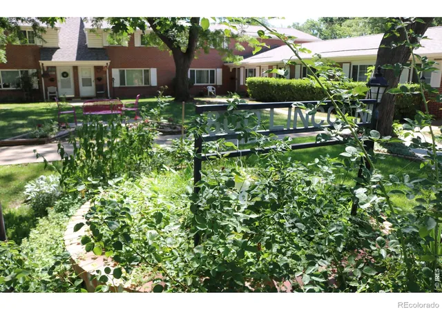 1st image of 800 Lincoln St #I, Longmont, CO 80501 | MLS# IR1065251