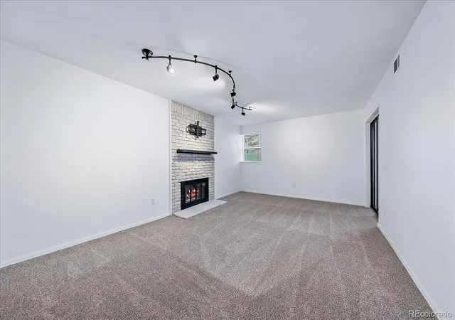 3rd image of 9727 E Peakview Ave #A1, Englewood, CO 80111 | MLS# 5262047
