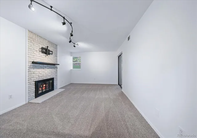 5th image of 9727 E Peakview Ave #A1, Englewood, CO 80111 | MLS# 5262047