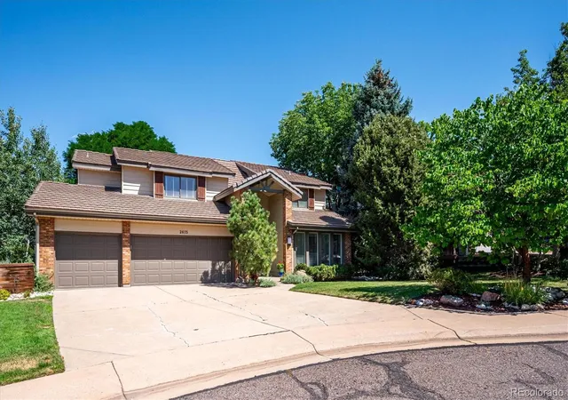 Photo 2 of Single family home for sale at 2615 S Harlan Ct, Lakewood, CO 80227 | MLS# 4599223 | Listing updated on 2026-09-05