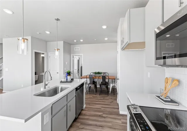 3rd image of 4053 Zebrawood Ln, Johnstown, CO 80534 | MLS# 2002984