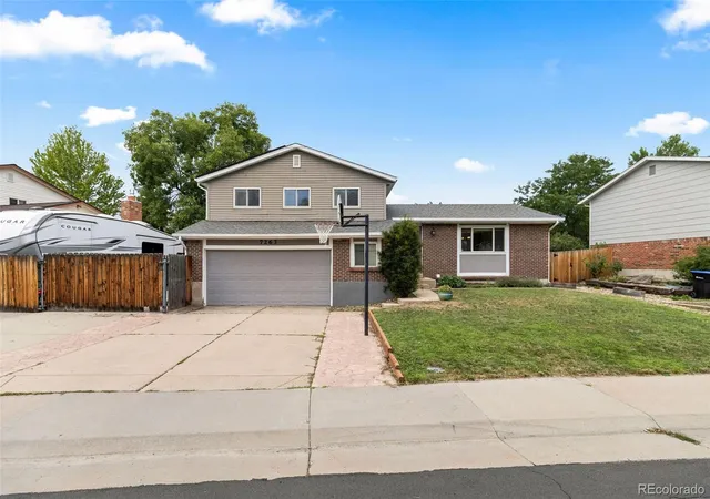 Photo 2 of Single family home for sale at 7263 Deframe Ct, Arvada, CO 80005 | MLS# 5752636 | Listing updated on 2026-08-14