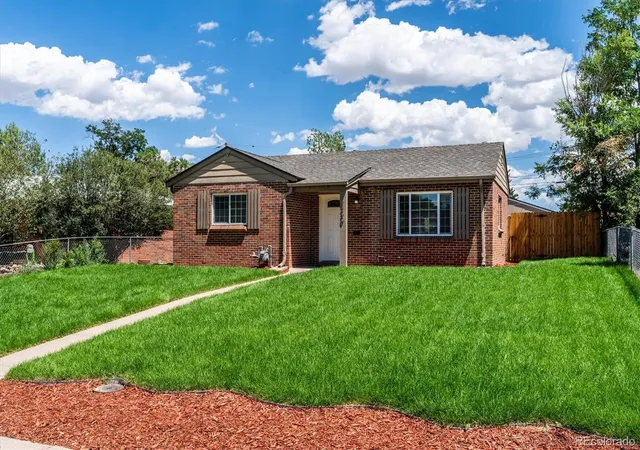 1st image of 3230 Magnolia St, Denver, CO 80207 | MLS# 2099104