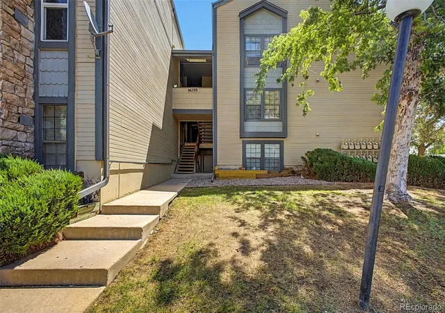 3rd image of 16255 E Alaska Pl, Aurora, CO 80017