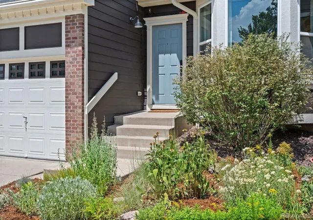 2nd image of 1181 Riddlewood Rd, Highlands Ranch, CO 80129 | MLS# 7044673