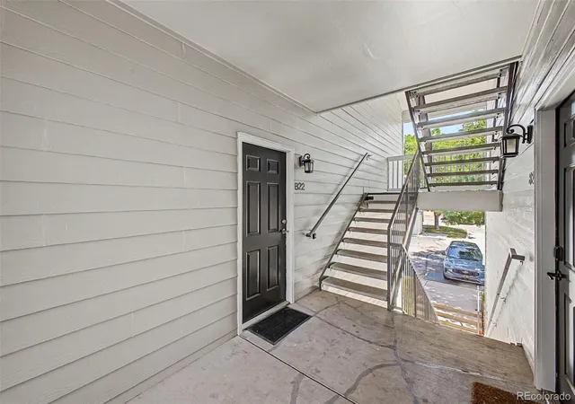 2nd image of 6005 Castlegate Dr #B22, Castle Rock, CO 80108 | MLS# 6276615