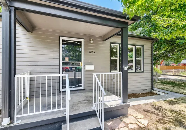 3rd image of 4276 S Pennsylvania St, Englewood, CO 80113 | MLS# 2479997
