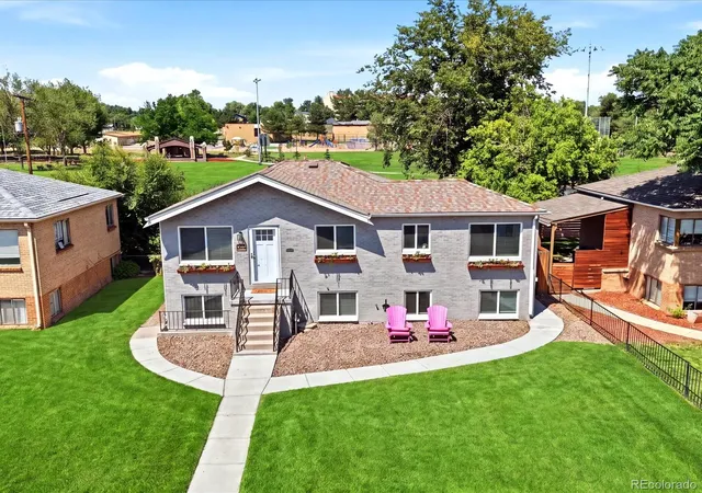 3rd image of 2305 Ames St, Edgewater, CO 80214 | MLS# 9942189