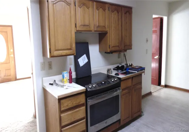 Photo 3 of Single family home for sale at 395 Saulsbury St, Lakewood, CO 80226 | MLS# 8037237 | Listing updated on 2026-08-29