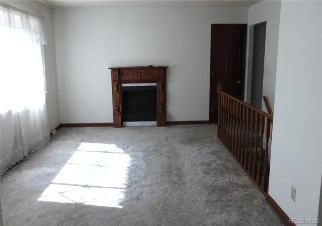 Photo 4 of Single family home for sale at 395 Saulsbury St, Lakewood, CO 80226 | MLS# 8037237 | Listing updated on 2026-08-29