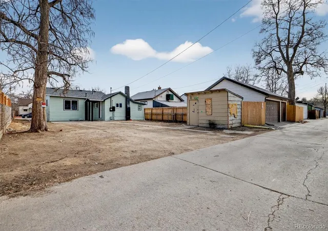 31st image of 137 Hazel Ct, Denver, CO 80219 | MLS# 6890882
