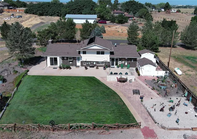 2nd image of 1014 Nepal St, Aurora, CO 80018 | MLS# 3498056