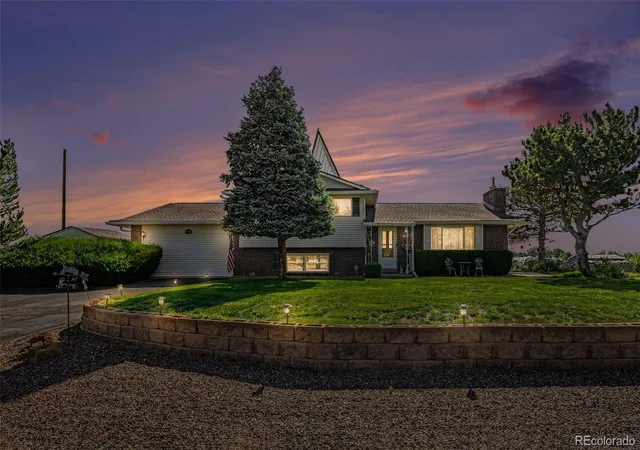 Photo 3 of Single family home for sale at 1014 Nepal St, Aurora, CO 80018 | MLS# 3498056 | Listing updated on 2026-07-31