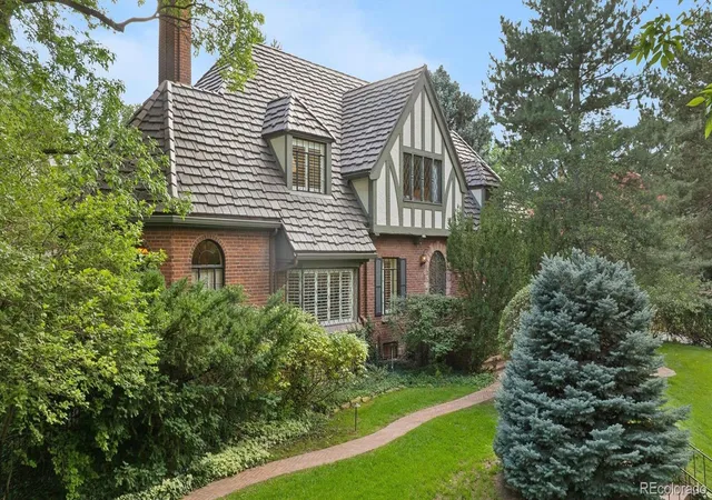 Photo 3 of Single family home for sale at 4330 E 6th Avenue Pkwy, Denver, CO 80220 | MLS# 5928236 | Listing updated on 2026-09-16