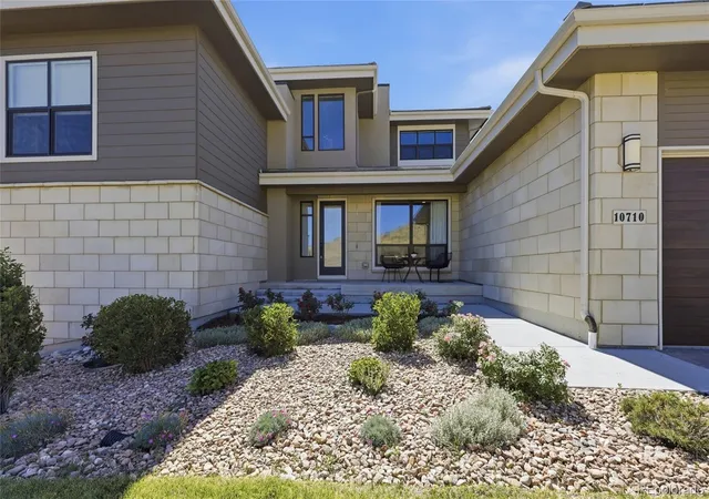 5th image of 10710 Bluffside Dr, Lone Tree, CO 80124 | MLS# 2663302