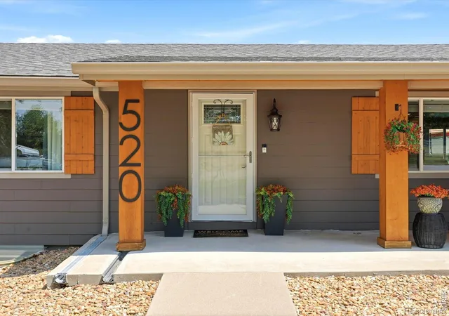 4th image of 520 Namaqua Rd, Loveland, CO 80537 | MLS# IR1065304