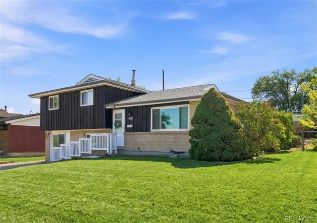 Photo 2 of Single family home for sale at 8290 Louise Dr, Denver, CO 80221 | MLS# 9009336 | Listing updated on 2026-09-26