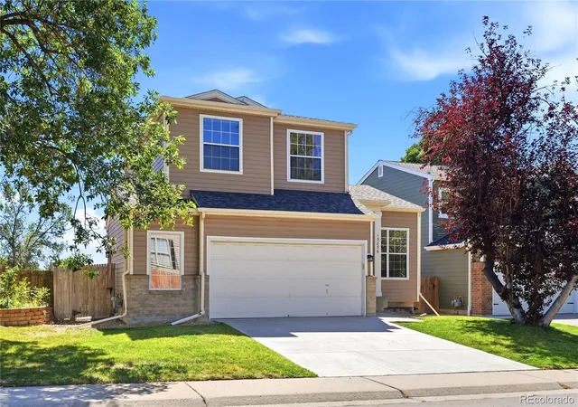 Photo 3 of Single family home for sale at 13856 W Amherst Dr, Lakewood, CO 80228 | MLS# 4055596 | Listing updated on 2026-10-08
