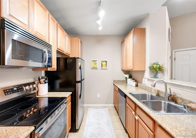 4th image of 3035 Blue Sky Cir #10-303, Erie, CO 80516 | MLS# 6886541