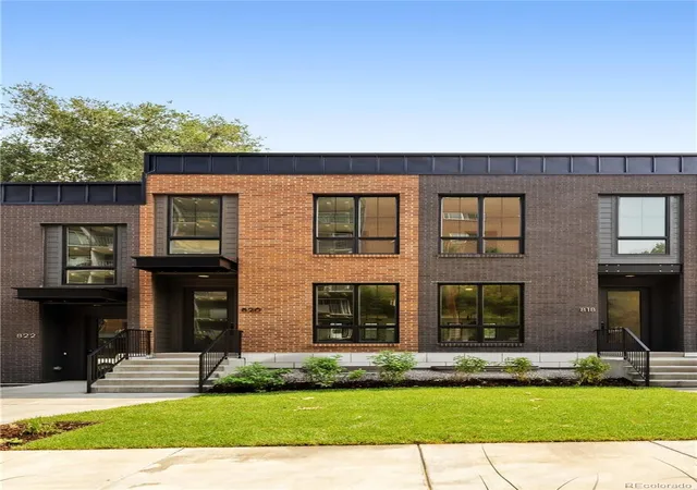 2nd image of 812 Dahlia St, Denver, CO 80220 | MLS# 1950679