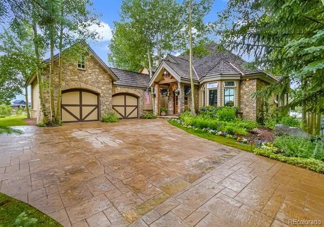 Photo 3 of Single family home for sale at 15 And 14 Garland Dr, Crested Butte, CO 81224 | MLS# 9856239 | Listing updated on 2026-07-31