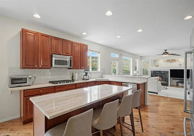 Photo 3 of Single family home for sale at 10558 Paint Pl, Littleton, CO 80125 | MLS# 2253471 | Listing updated on 2026-09-22