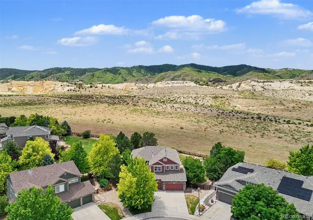Photo 3 of Single family home for sale at 10558 Paint Pl, Littleton, CO 80125 | MLS# 2253471 | Listing updated on 2026-09-22