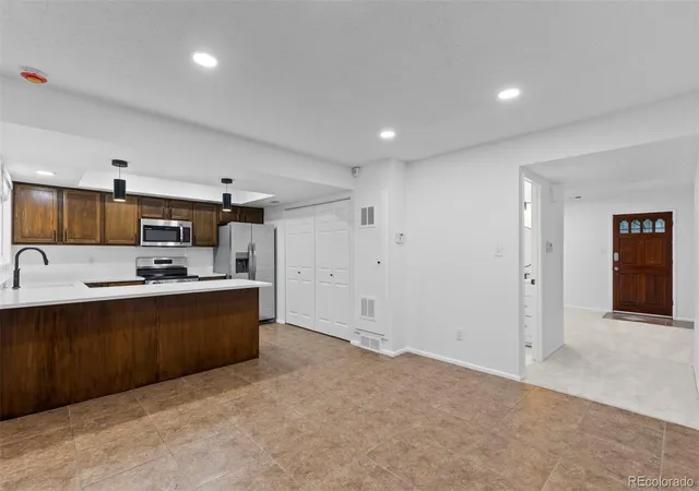 5th image of 9210 E Mansfield Ave, Denver, CO 80237 | MLS# 9534899