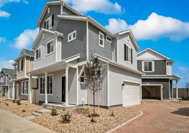 Photo 2 of Single family home for sale at 624 Wagon Wheel Way, Bennett, CO 80102 | MLS# 3525049 | Listing updated on 2026-09-23