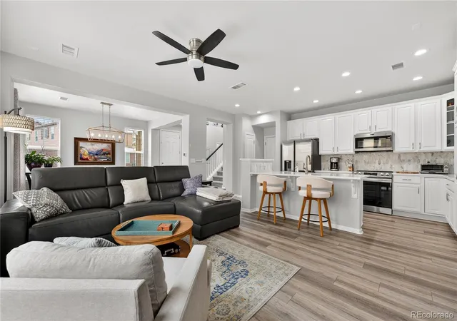 2nd image of 3997 Blue Pine Cir, Highlands Ranch, CO 80126 | MLS# 5216493