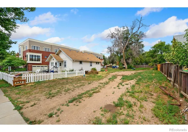 Photo 1 of Single family home for sale at 323 N Howes St, Fort Collins, CO 80521 | MLS# IR1065327 | Listing updated on 2026-07-30