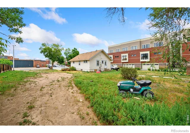 Photo 2 of Single family home for sale at 323 N Howes St, Fort Collins, CO 80521 | MLS# IR1065327 | Listing updated on 2026-07-30