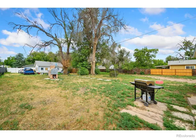 Photo 3 of Single family home for sale at 323 N Howes St, Fort Collins, CO 80521 | MLS# IR1065327 | Listing updated on 2026-07-30